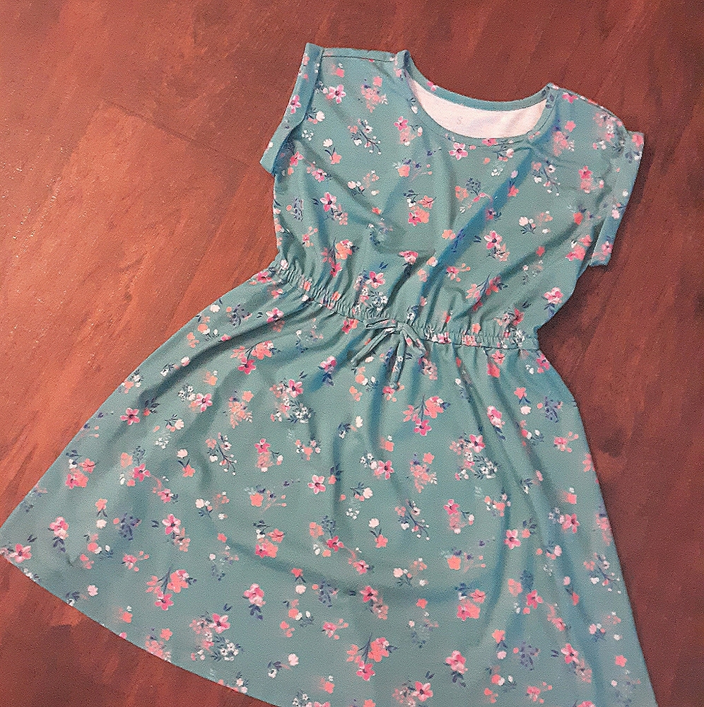 Girls dress